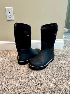 Bogs Boots, Youth size 5